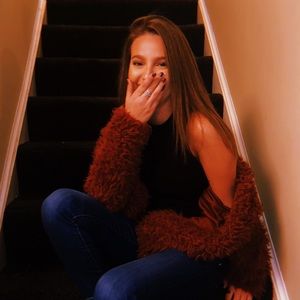 Meet your Posher, Sydney